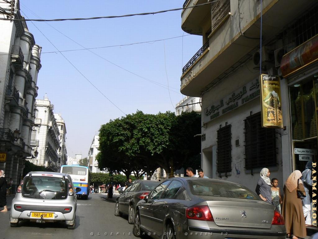 96 rue d'Arzew place des victoires .jpg